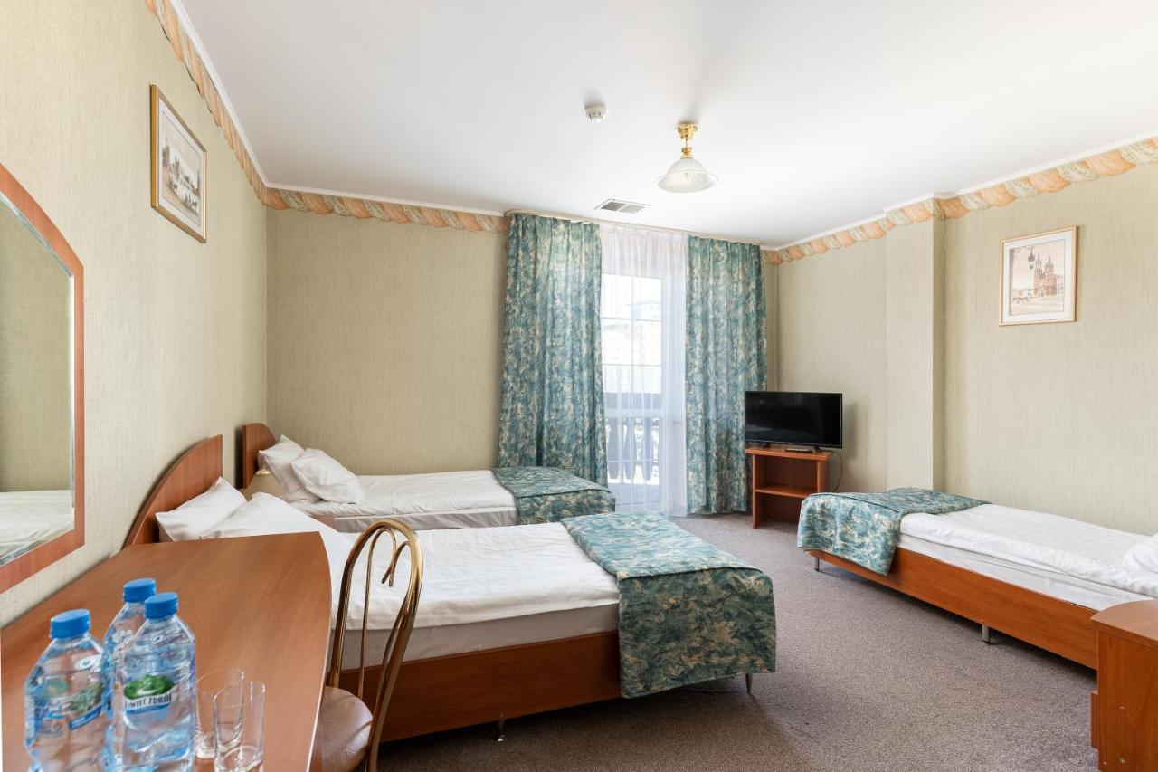 Hotel Ruczaj คราคูฟ ภายนอก รูปภาพ